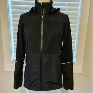 GapFit all-weather running jacket with hood, black, size small